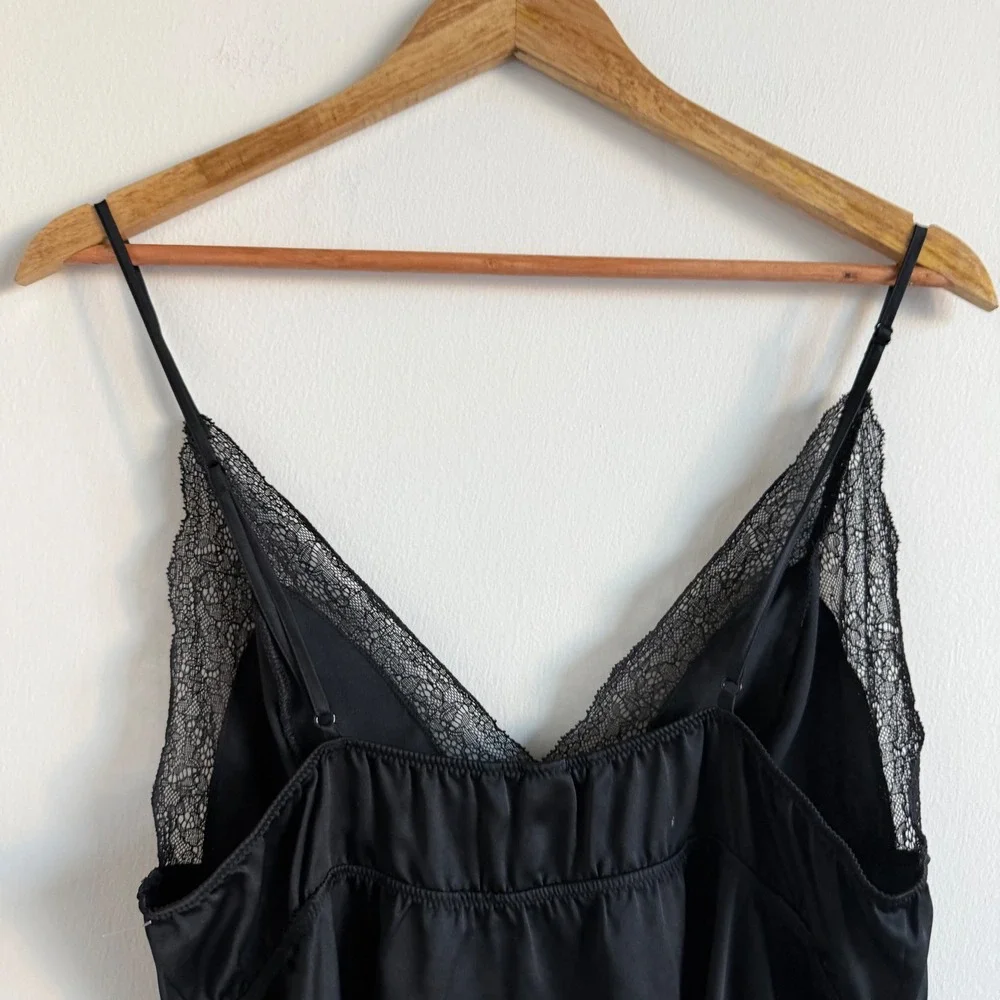 Victoria's Secret Black Lace and Satin Cami Size Large‎ - Picture 8 of 8